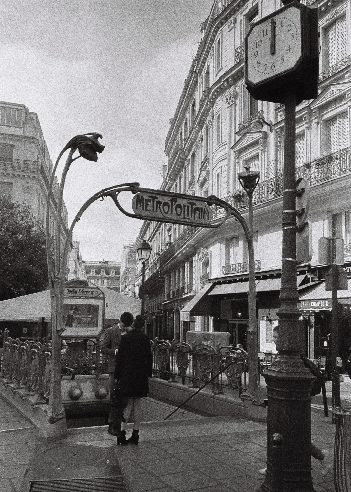 METROPOLITAIN
