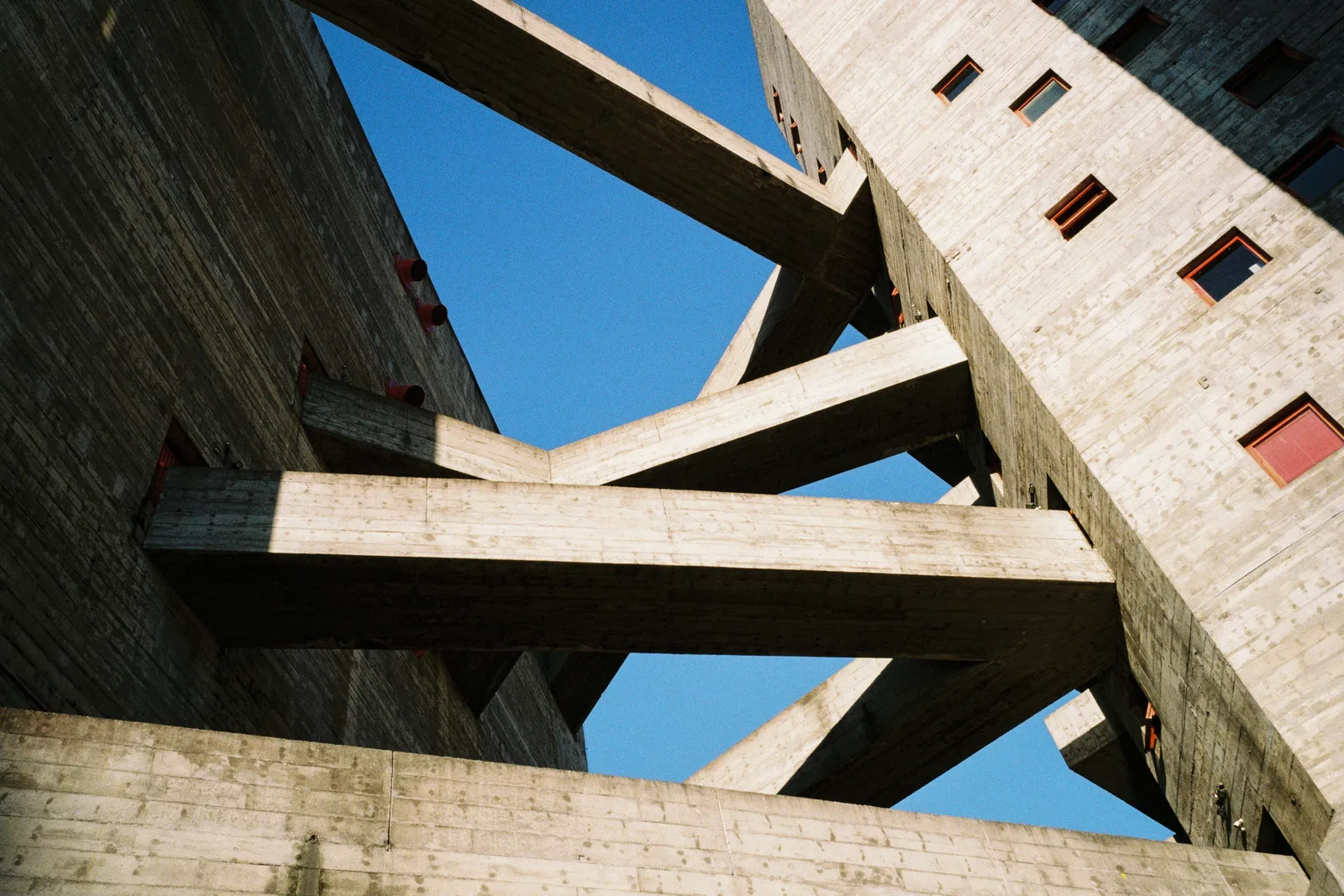 SESC | LINA BO BARDI